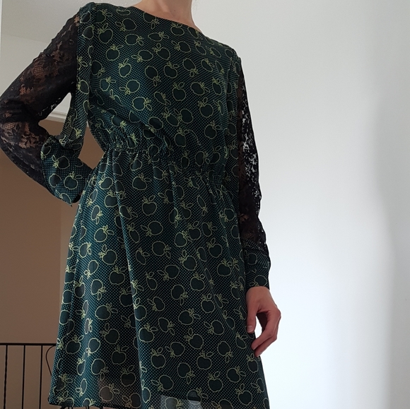 Camille Tree Dark Green Apple Dress with Lace Sleeve Size S - Picture 6 of 6